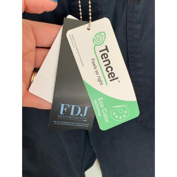 FDJ Pull On Boot Cut Pants NWT size 6‎ - Picture 3 of 8